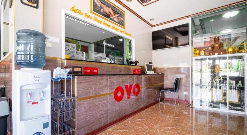 Oyo 836 Pk Residence Sattahip Exterior foto